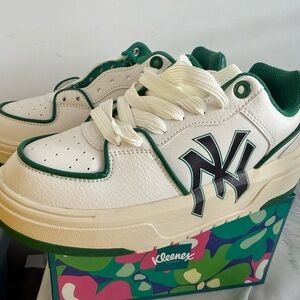 Women's White Sneakers with Green Trim